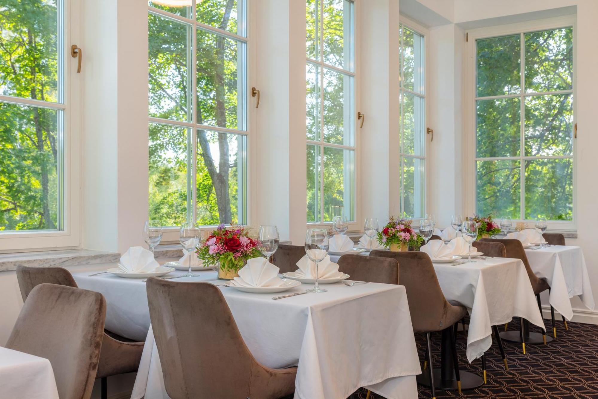The Manor Sports & Spa Torva Экстерьер фото