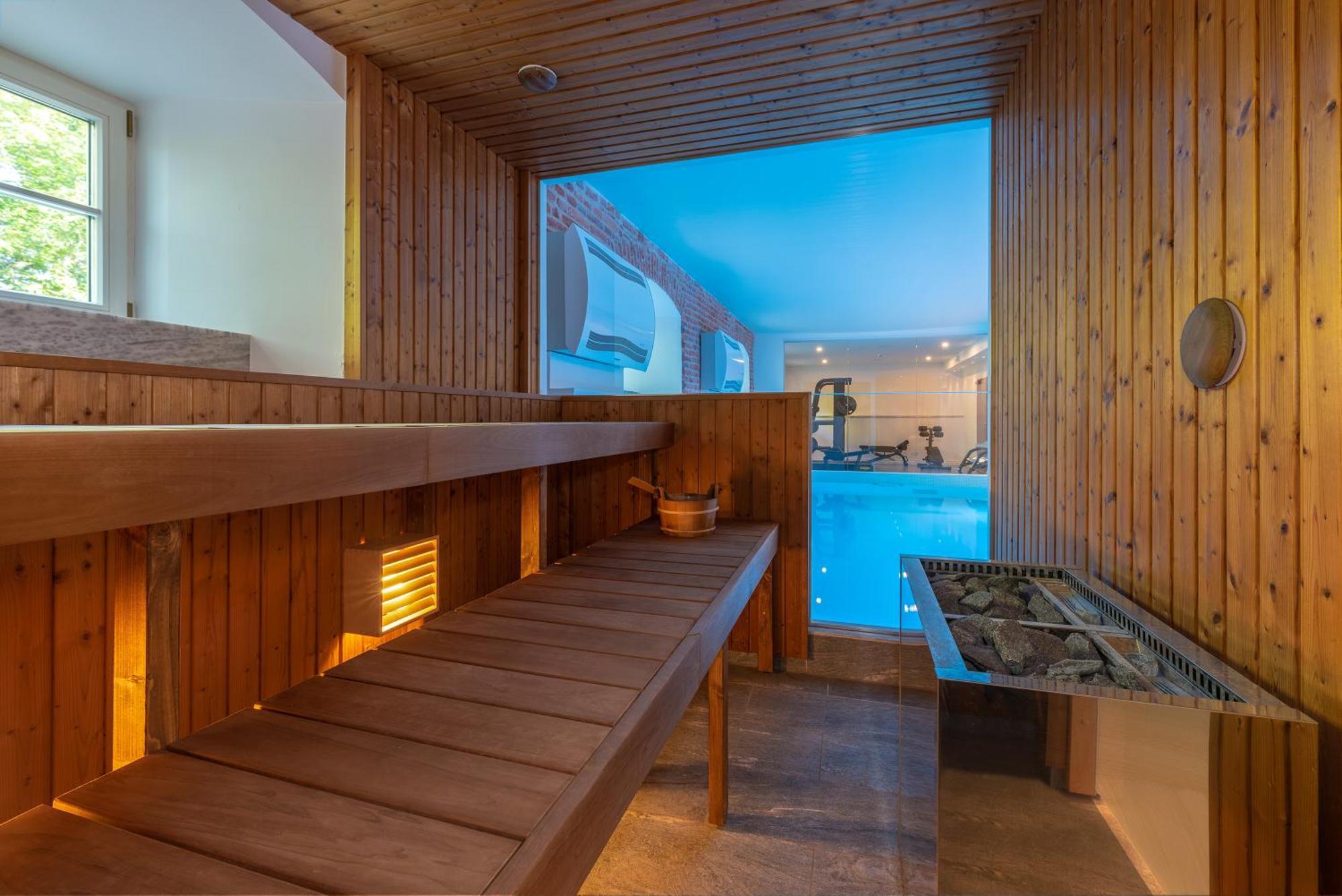 The Manor Sports & Spa Torva Экстерьер фото