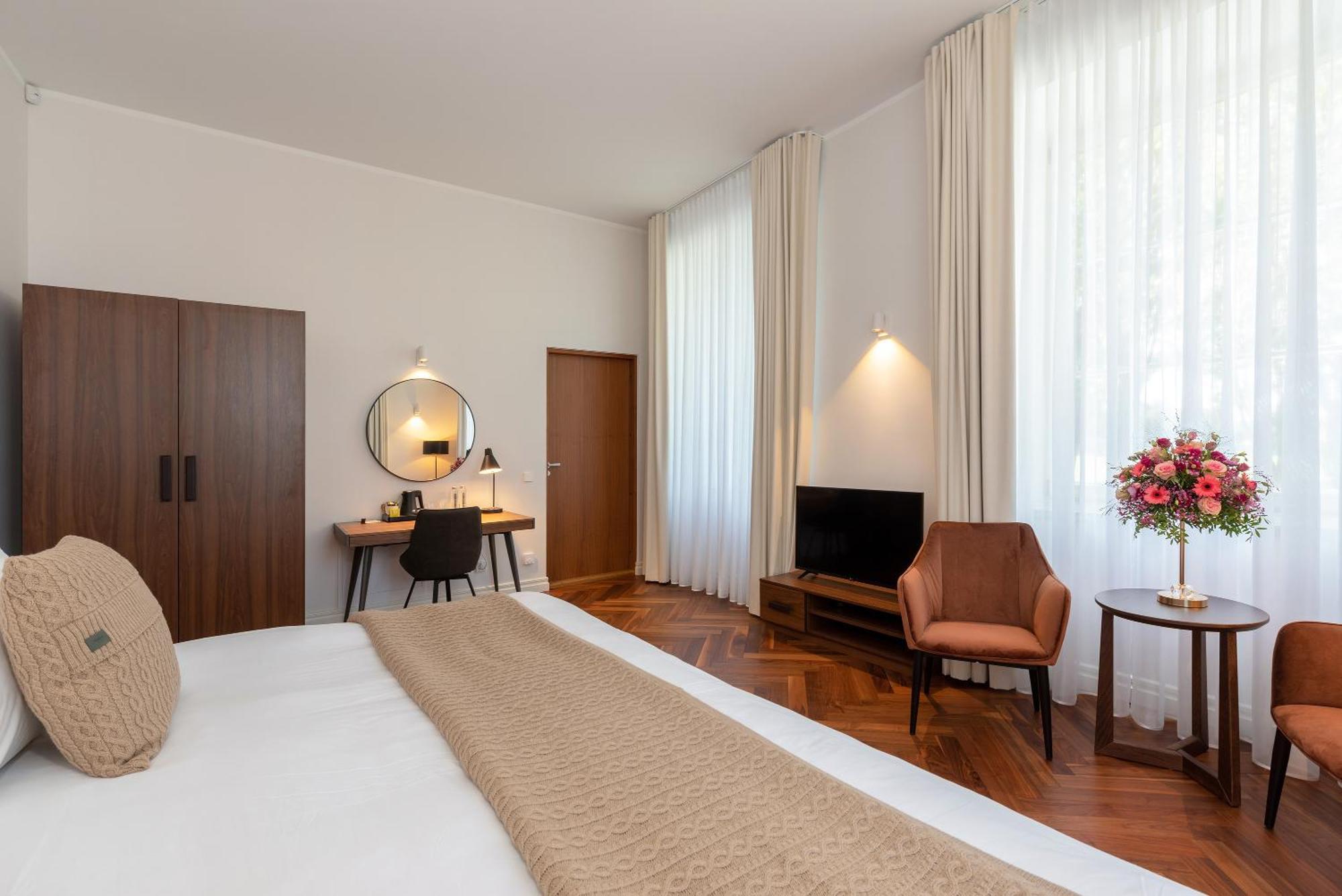The Manor Sports & Spa Torva Экстерьер фото