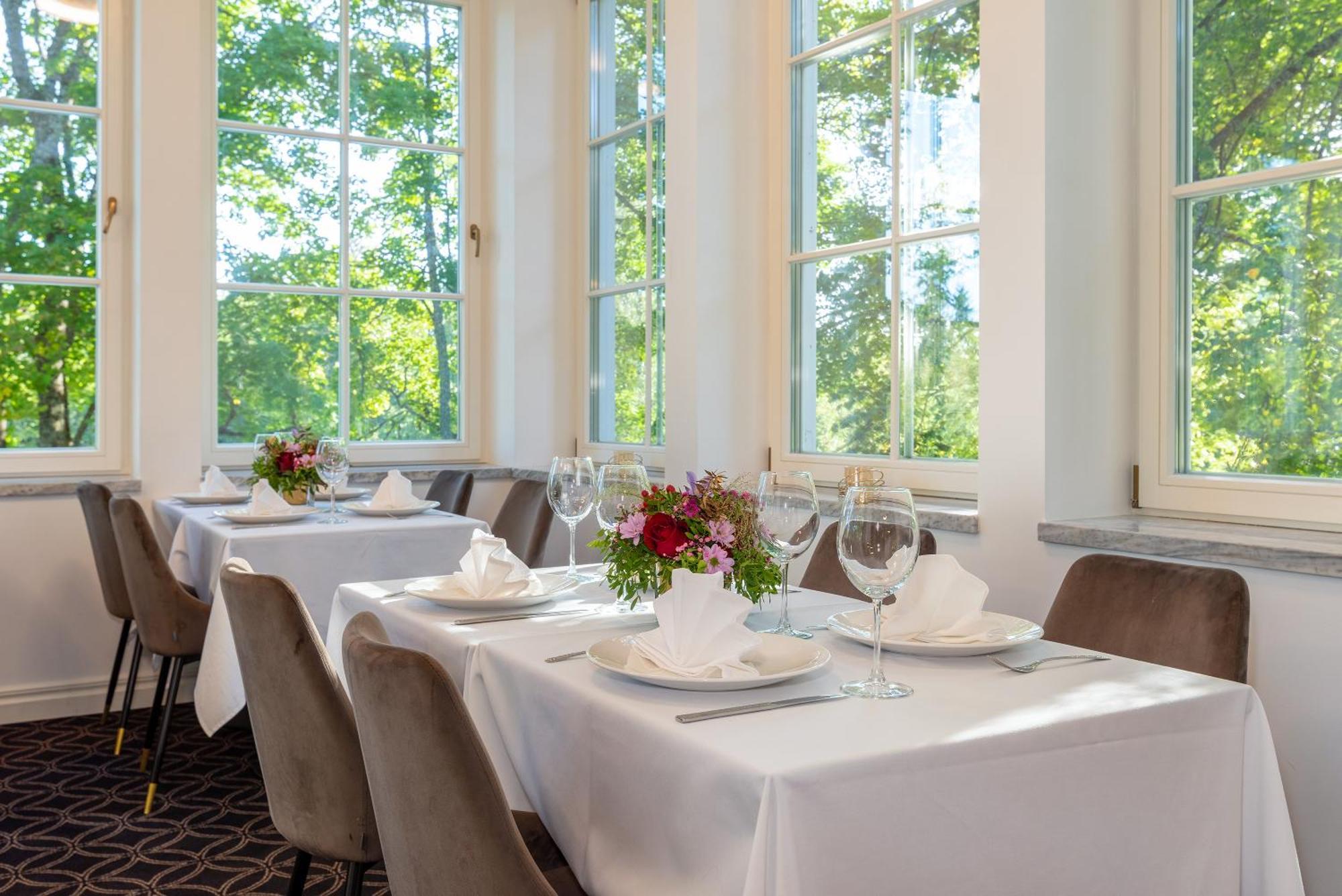The Manor Sports & Spa Torva Экстерьер фото